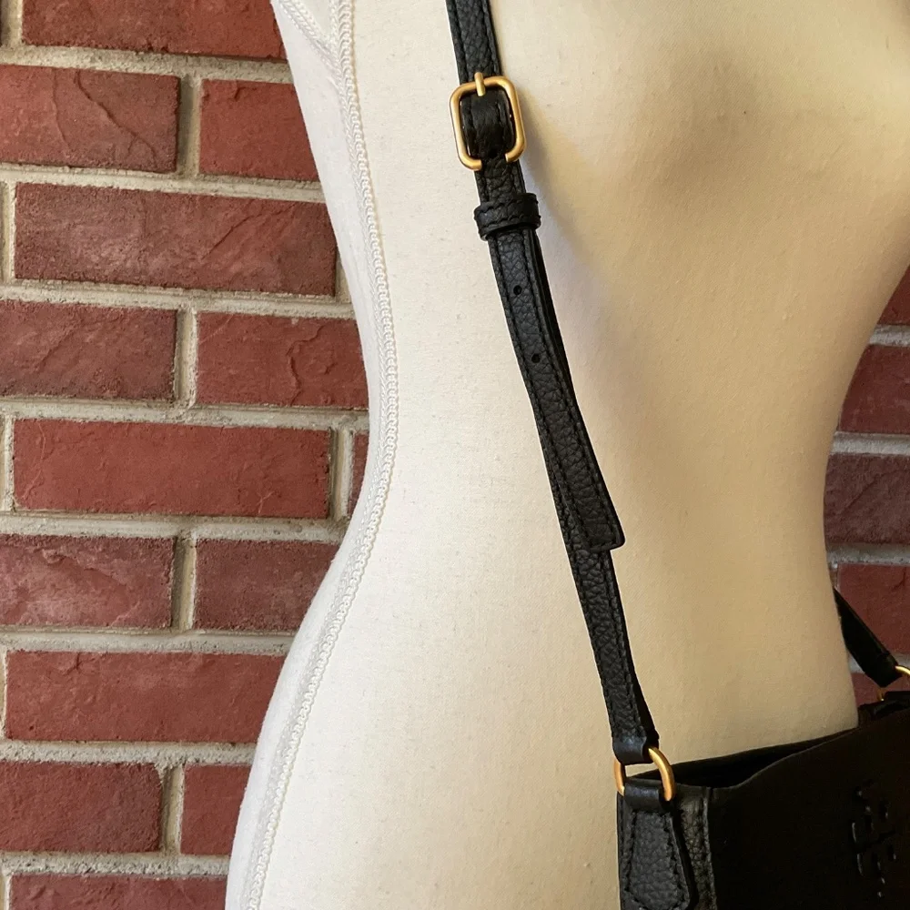 NEW Tory Burch Devon Black Pebble Leather Crossbody Bag NWOT - Picture 11 of 12